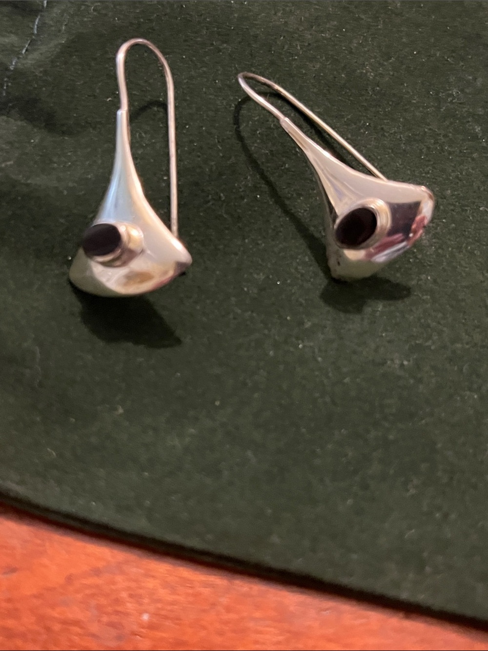 Sterling Silver Drop Earrings with onyx stone
